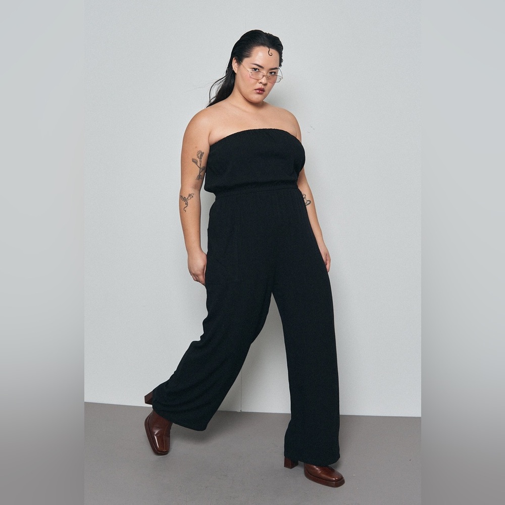 Fashion Brand Company Black Strapless Linen Jumpsuit